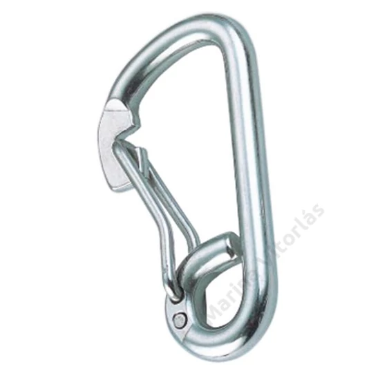 Karabiner, hornyolt zárással