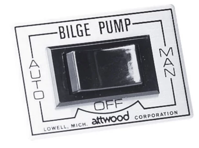 Bilgepumpa 3 utas kapcsoló